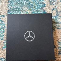 Box Mercedes Benz