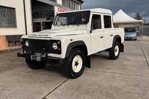 Land Rover Defender 110