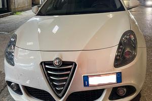 ALFA ROMEO GIULIETTA 1.6 JTDM DISTINCTIVE