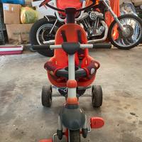Triciclo fisher price