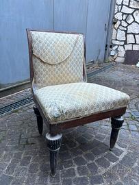 Sedia d’epoca in legno, design raro da restaurare