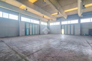 CAPANNONE A SANT'ANGELO LODIGIANO