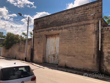 Magazzino e Terreno adiacente