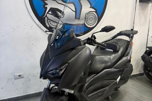Yamaha X-Max 300