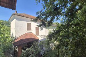 CASA INDIPENDENTE A PRASCO