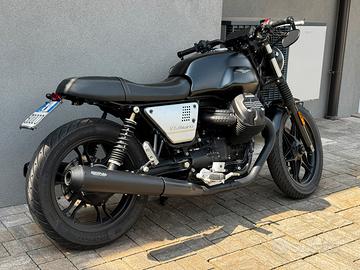 Guzzi v7 3 stone 2021