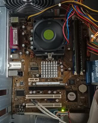 Asus A8V VM SE Athlon 64 3200 512Mb ram