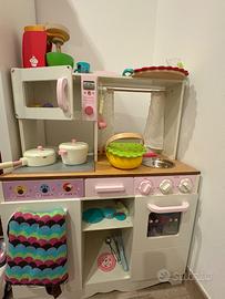 CUCINA IN LEGNO PER BAMBINI