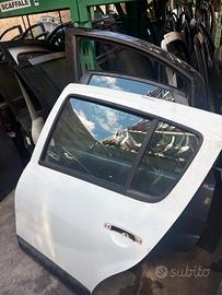 PORTA POSTERIORE SINISTRA DACIA SANDERO ANNO:2011