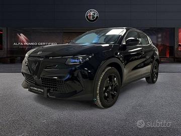 Alfa Romeo Junior 1.2 136CV Hybrid eDCT6 ibrida