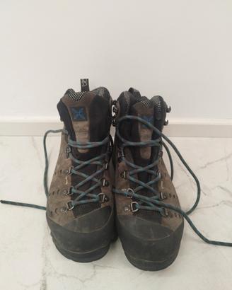 Scarponi da Trekking Montura n.37.5