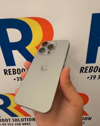 Apple iPhone 15 pro 256gb Titanium Grey