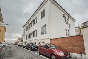 2 LOCALI A CIVITA CASTELLANA