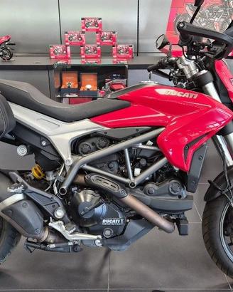 DUCATI Hyperstrada 939 RED CON BORSE LATERALI