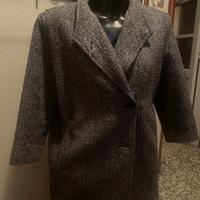 Caldo cappotto in pura lana vergine