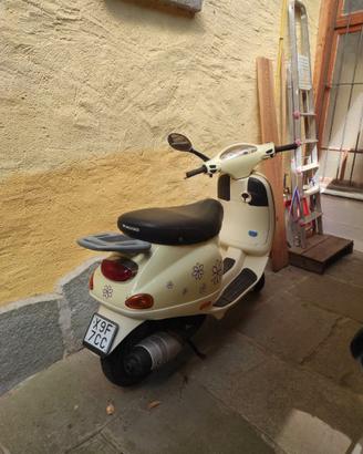 Vespa Piaggio ET2 50