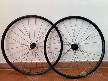 Set ruote strada in alluminio Dt-swiss R470 disc