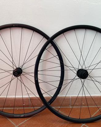 Set ruote strada in alluminio Dt-swiss R470 disc