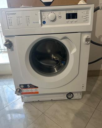 Lavatrice Indesit 7 kg ad incasso (e non)