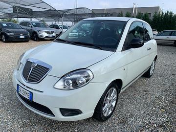 LANCIA Ypsilon 1.2 69 CV Platinum