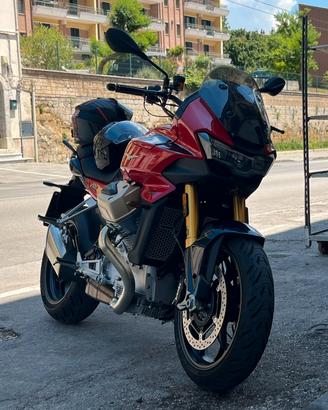 Moto Guzzi V100 Mandello