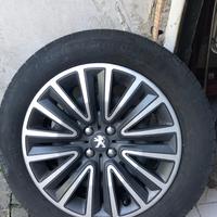 Ruota peugeot con pneumatico