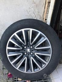 Ruota peugeot con pneumatico