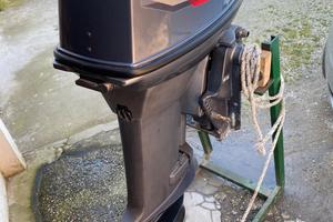 Fuoribordo Yamaha 40 cv 2t gambo lungo 