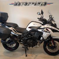 Benelli TRK 502X kit borse incluso