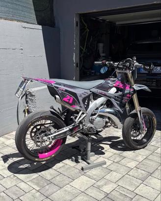 TM SMR 125 2025