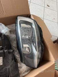 Fanali anteriori vw T6