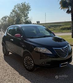 Lancia Y metano/benzina 2015, 157.000 km nera