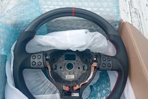 Volante Golf 5 GTI R32 Carbonio