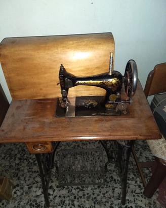 vecchia macchina da cucire Singer