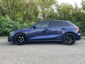 Audi A3 35Tdi S-line; rara cerchi 19 Rs3 omologati