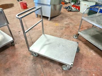 carrello a piattaforma per attrezzatura usato
