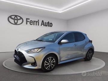 TOYOTA Yaris 1.5h trend