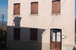 Zanchetta anastasia vende casa datata