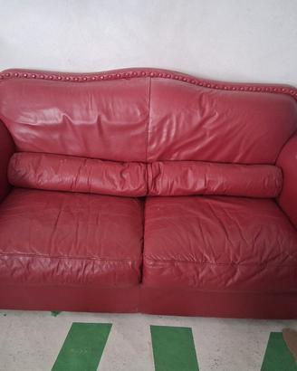 Set in VERA pelle Bordeaux divani 3+2 e 2 poltrone