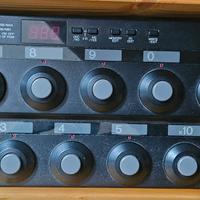 Yamaha MFC10 – MIDI Foot Controller