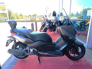 Yamaha X-Max 250