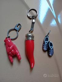 Tre Portachiavi o Portafortuna 