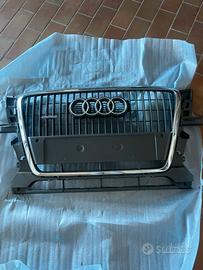 Mascherina calandra anteriore principale