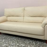 Divano 2 posti più 2 poltrone