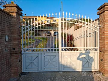 cancello doppia anta + cancellino