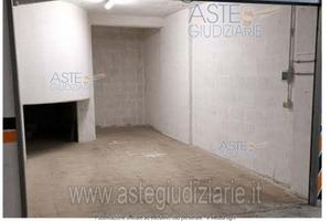 Box/Posto auto Barletta [A4355107]