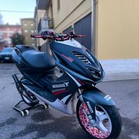 Yamaha aerox 50 (70)