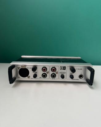 Audio 8 DJ Native Instruments - Scheda Audio