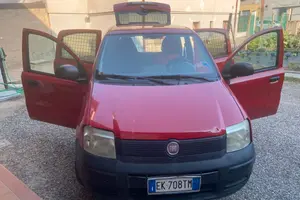 Fiat Panda Van  – €1.950 – Telefono  : 3517967775