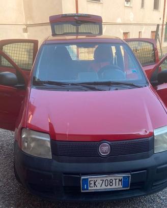 Fiat Panda Van  – €1.950 – Telefono  : 3517967775